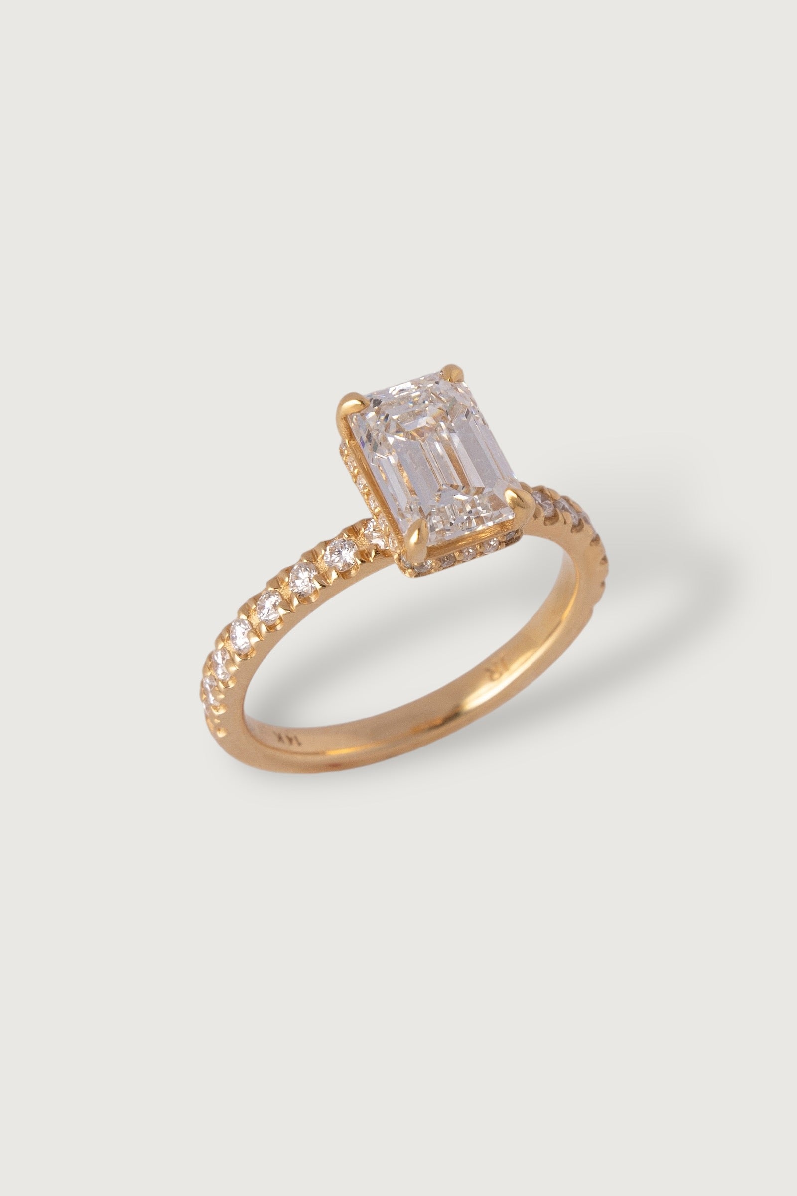 LUMIÉRE D’AMOUR RING