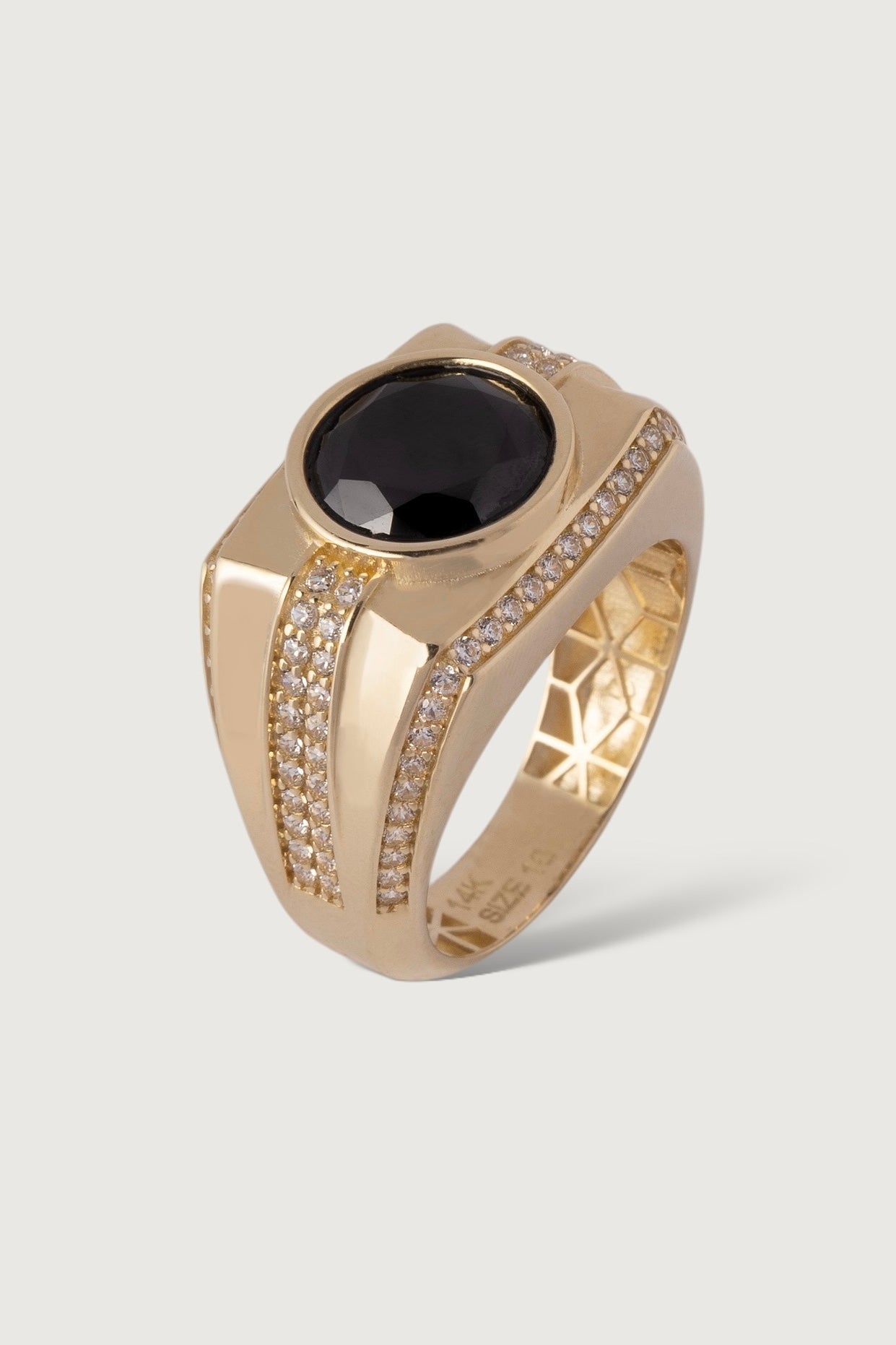 SOVEREIGN BLACK RING