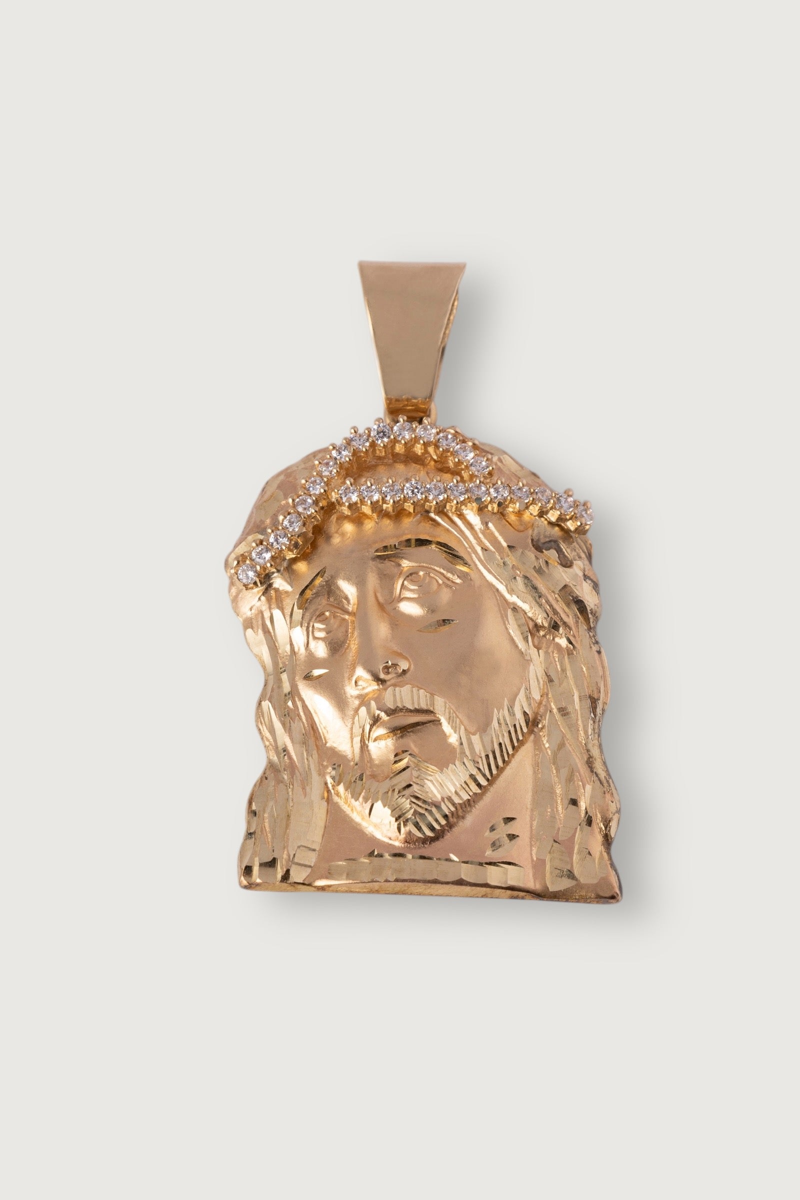 DIVINE MAJESTY PENDANT