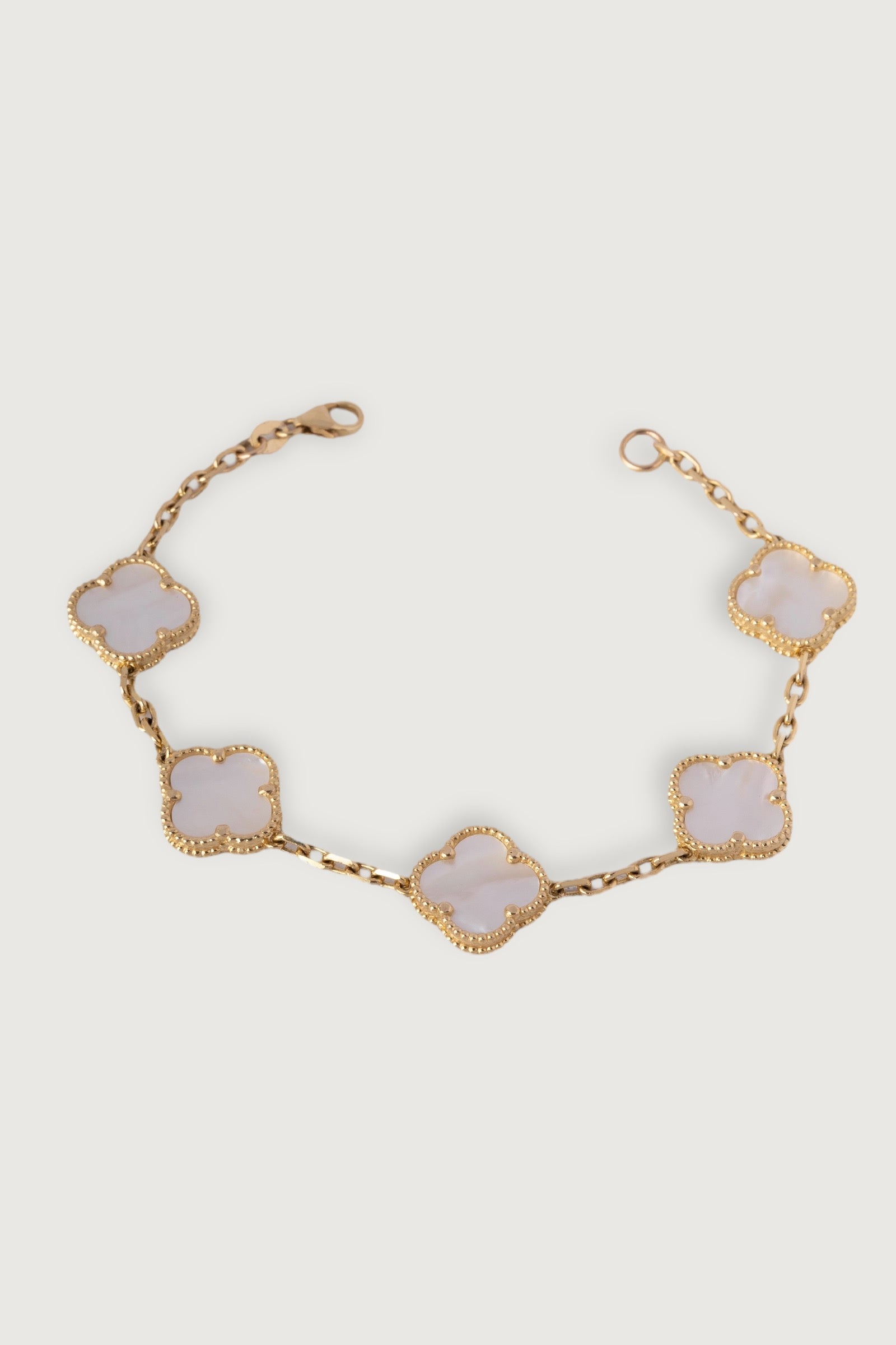 PEARL CLOVER BRACELET