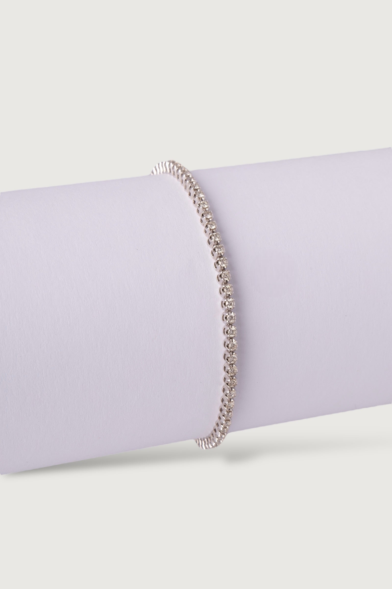 FLEXIBLE TENNIS DIAMOND BRACELET