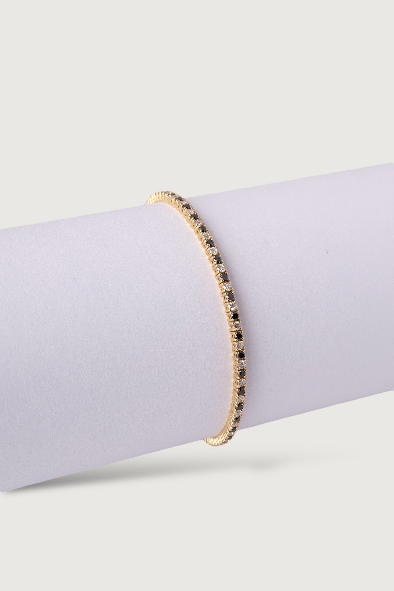 BLACK AND WHITE DIAMONDS TENNIS BRACELET