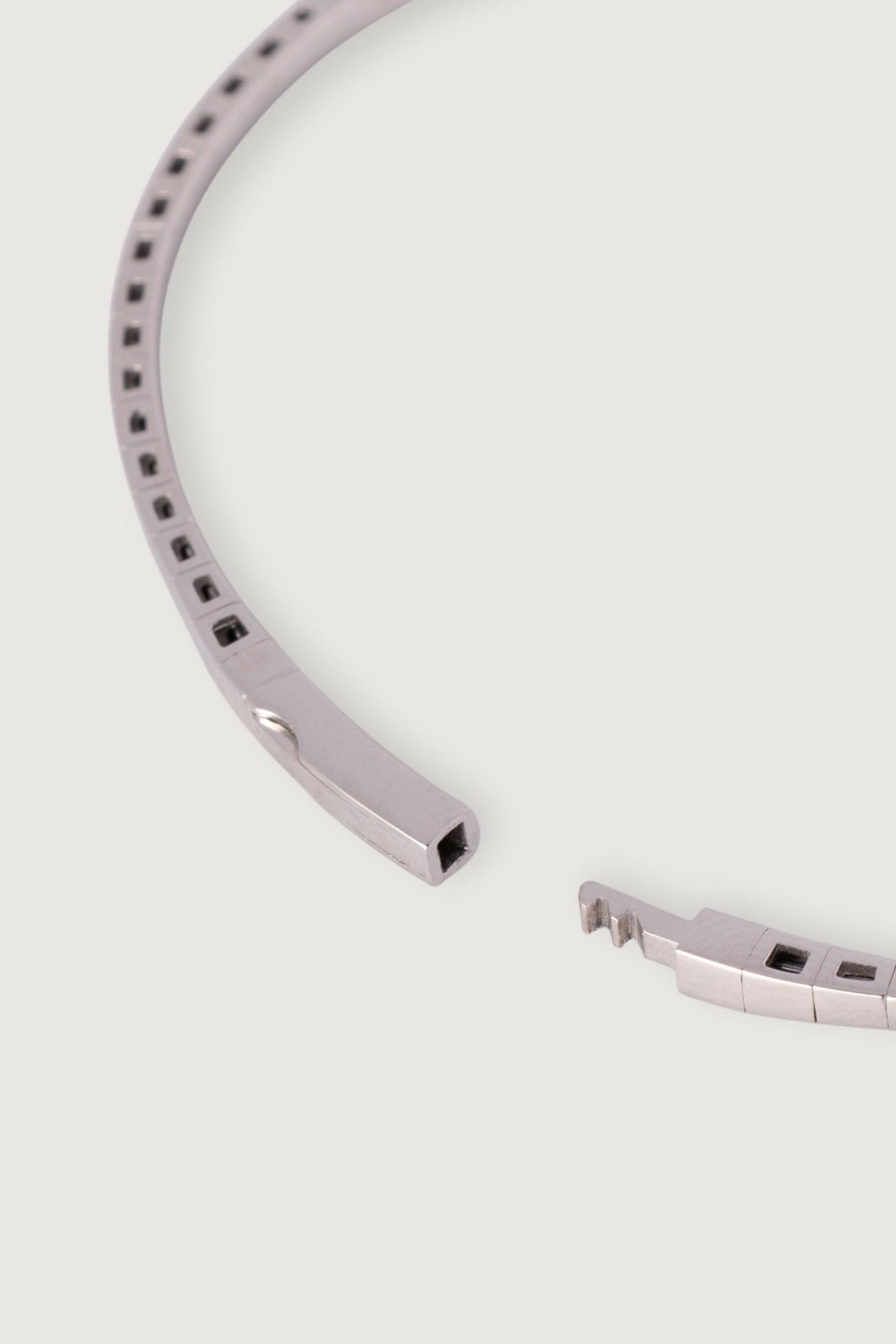 HALF TENNIS DIAMOND BRACELET